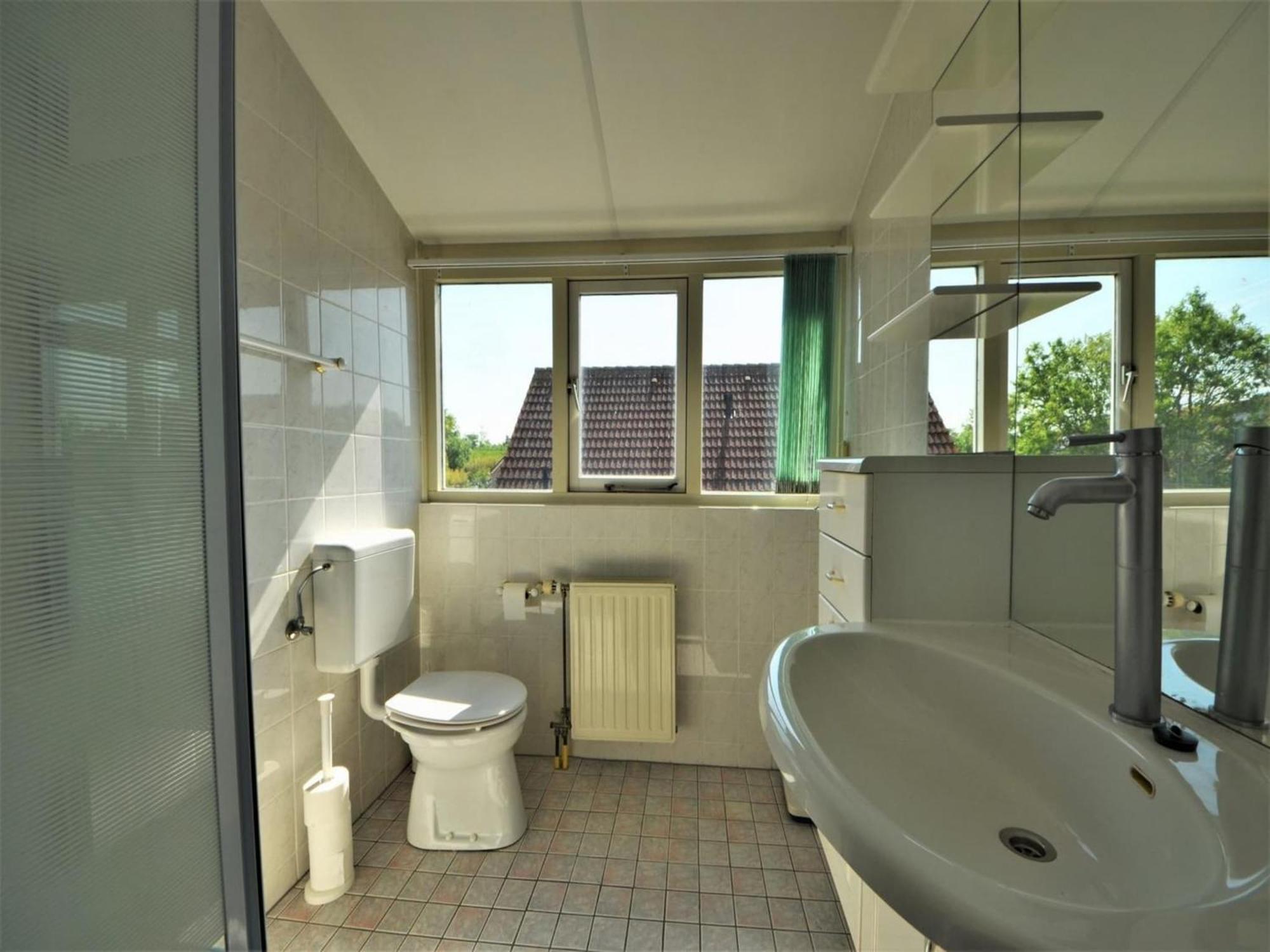 Appealing With Garden Vakantiehuis