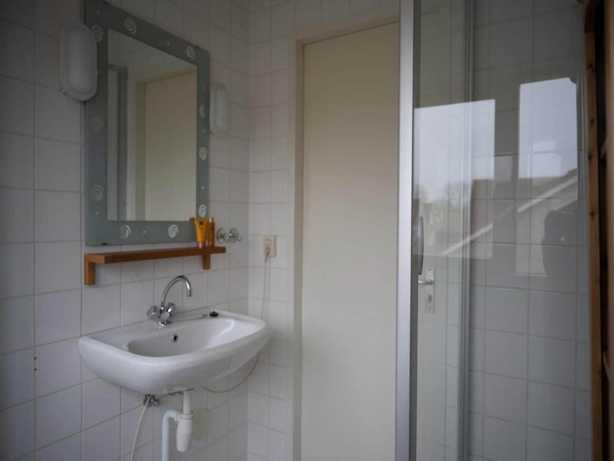 Vakantiehuis Appealing With Garden Breskens