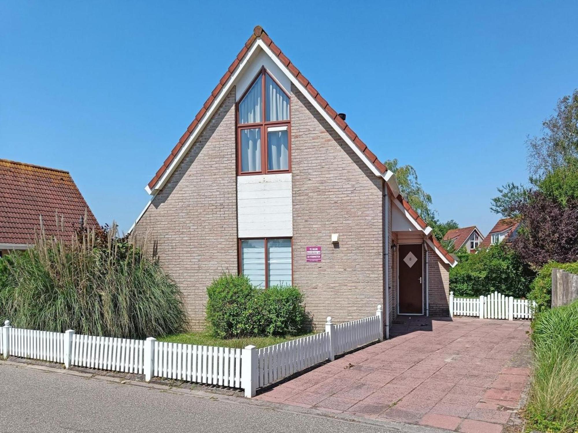 Vakantiehuis Appealing With Garden Breskens